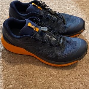 Salomon tennis shoes